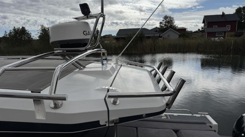 Axopar 37 XC Cross Cabin