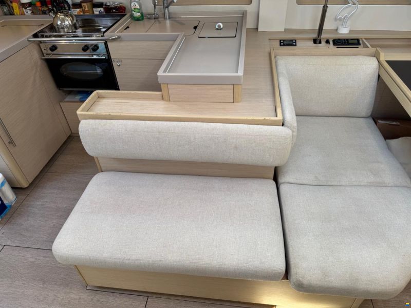Beneteau Oceanis 51.1