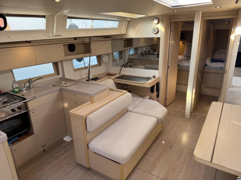 Beneteau Oceanis 51.1