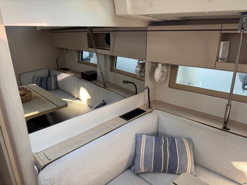 Beneteau Oceanis 51.1