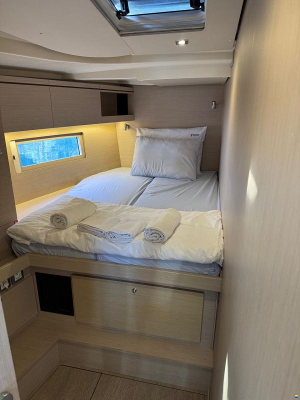 Beneteau Oceanis 51.1