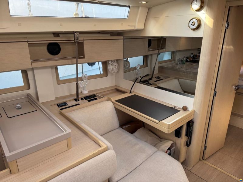 Beneteau Oceanis 51.1