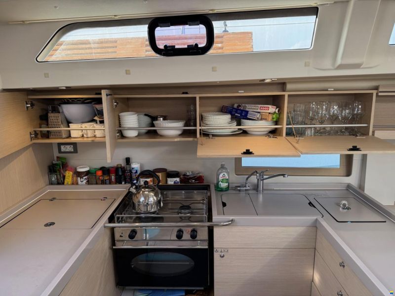 Beneteau Oceanis 51.1