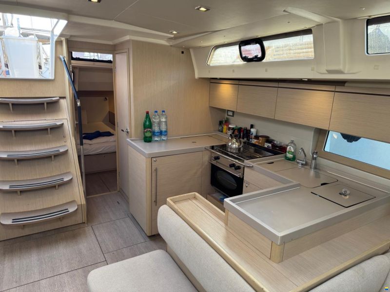 Beneteau Oceanis 51.1