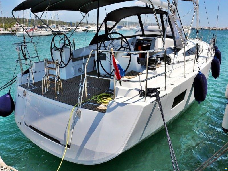 Jeanneau 54