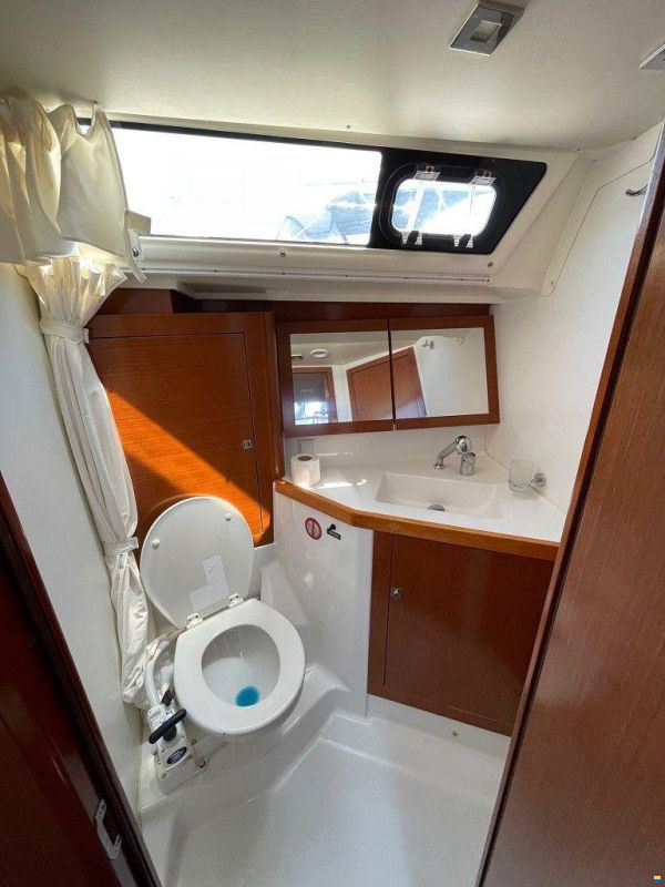 Beneteau Oceanis 45