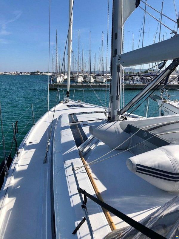 Beneteau Oceanis 51.1