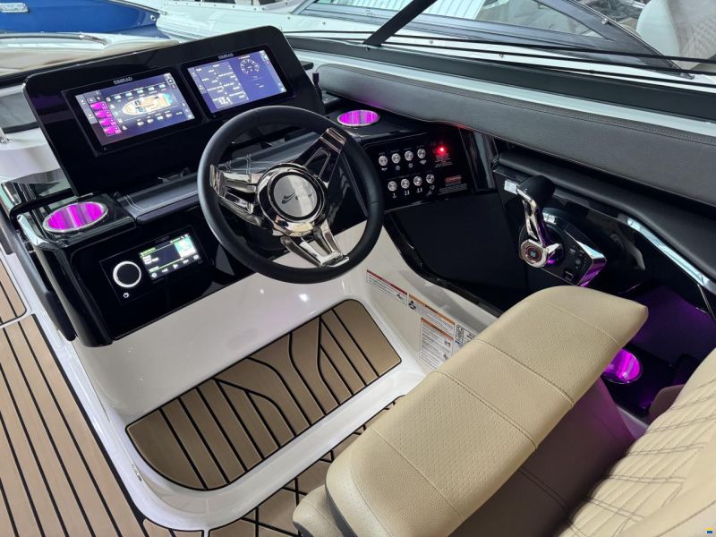 Sea Ray 260 SLX