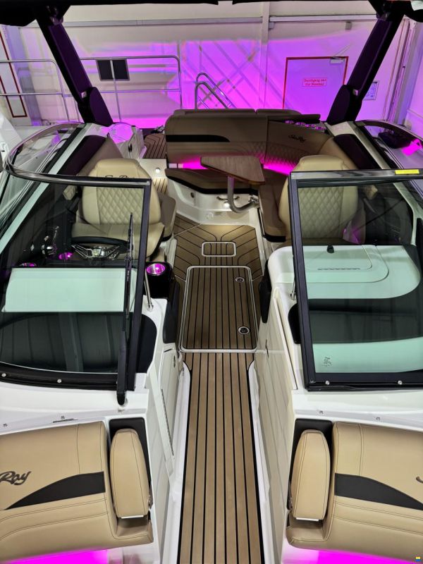 Sea Ray 260 SLX