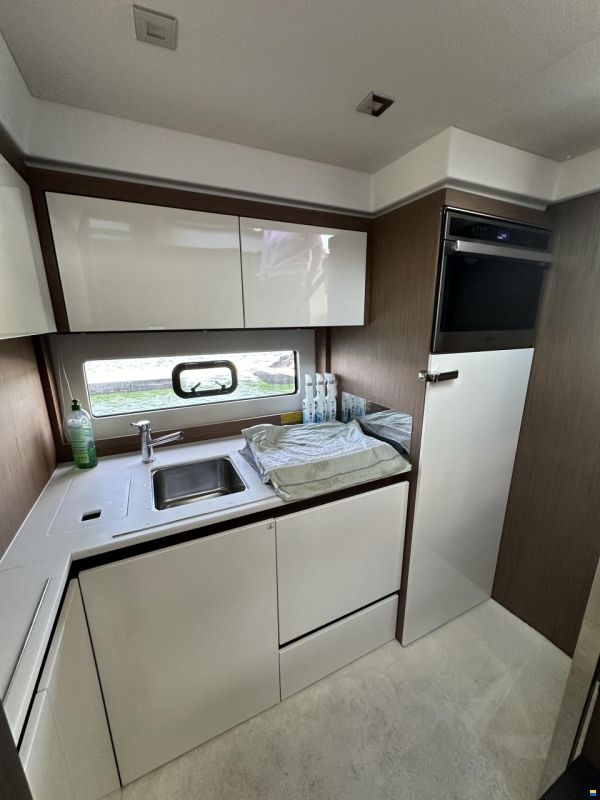Jeanneau Leader 46