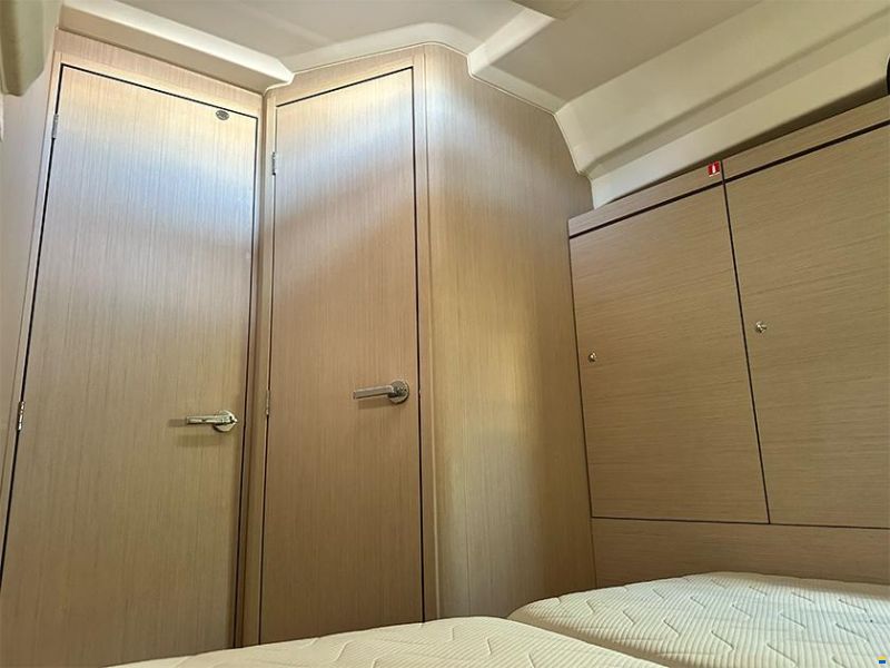 Beneteau Oceanis 46.1