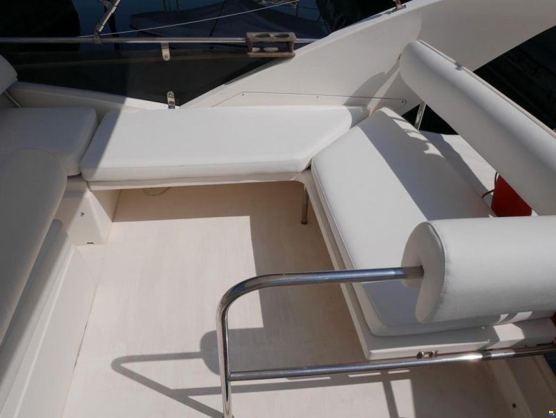 Fairline Phantom 37