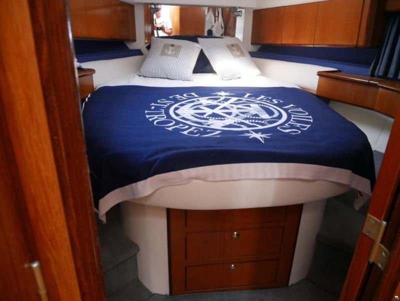 Fairline Phantom 37