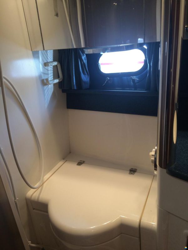 Fairline Phantom 37