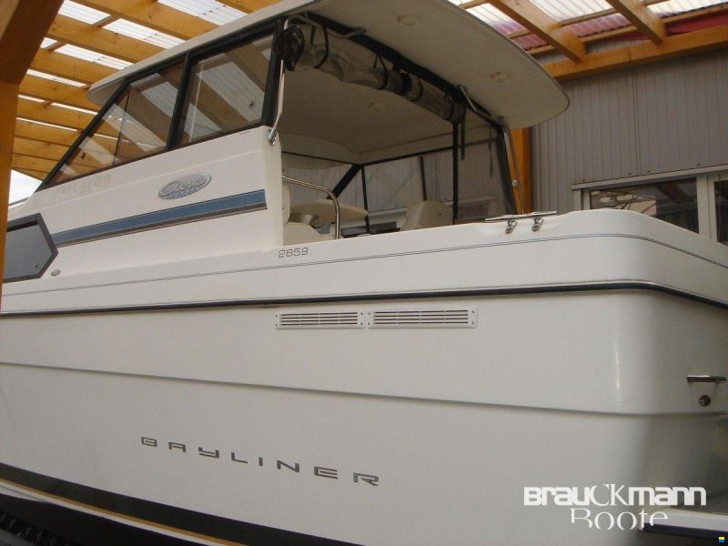 Bayliner 2859 Express