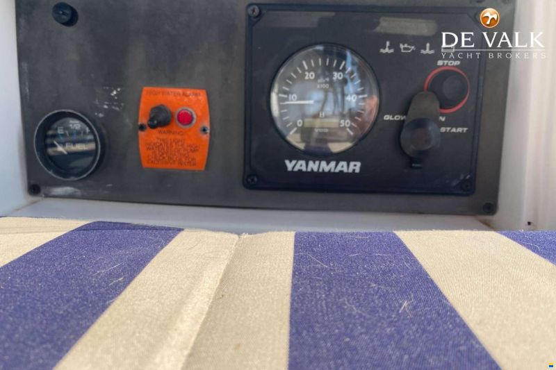 Hunter Marine Legend 380