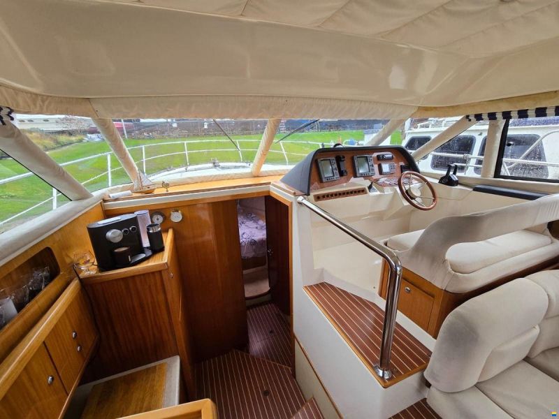 ACM Dynasty 43 Fly