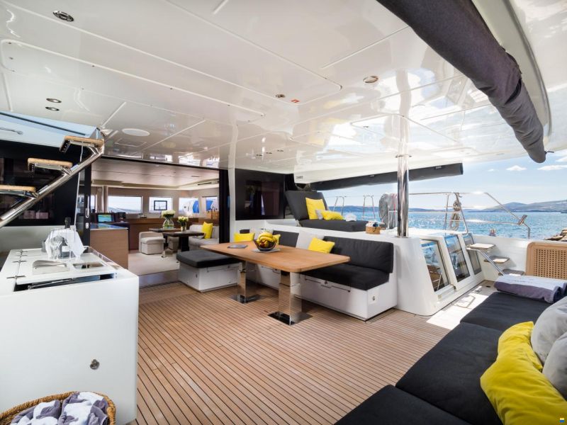 Lagoon 620 Essense