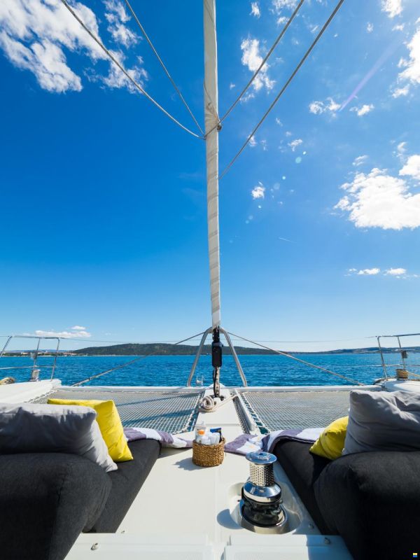 Lagoon 620 Essense