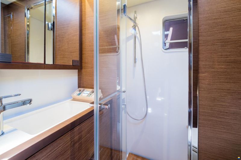 Lagoon 620 Essense