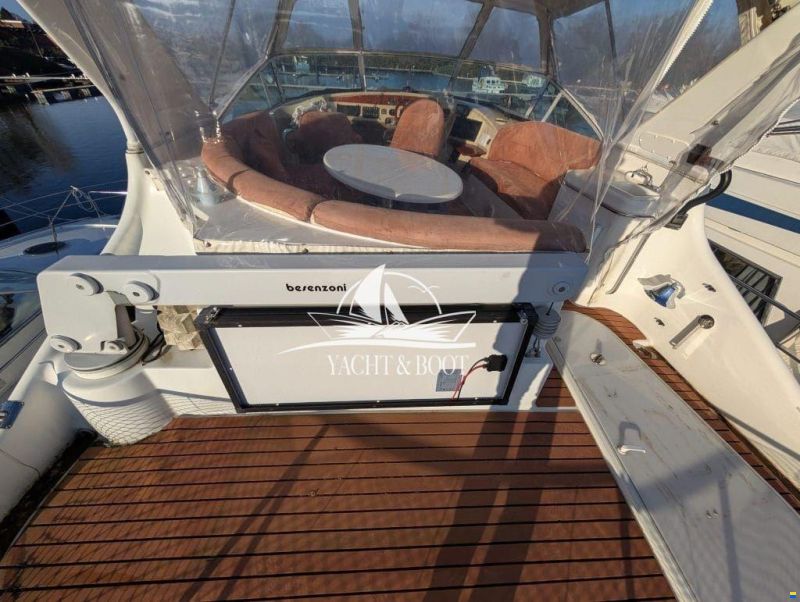 Carver 450 Voyager Pilothouse