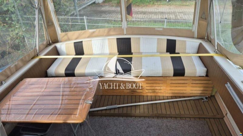 Marco Yachts 810