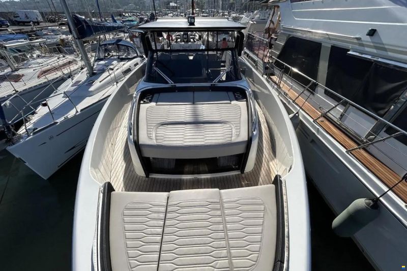 Cranchi A46 Luxury Tender