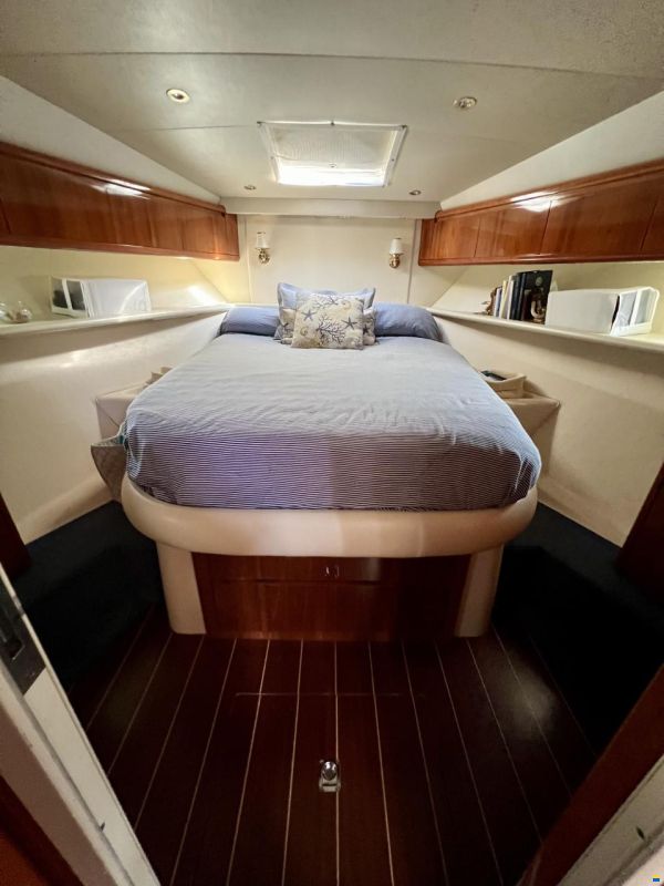 Azimut 40