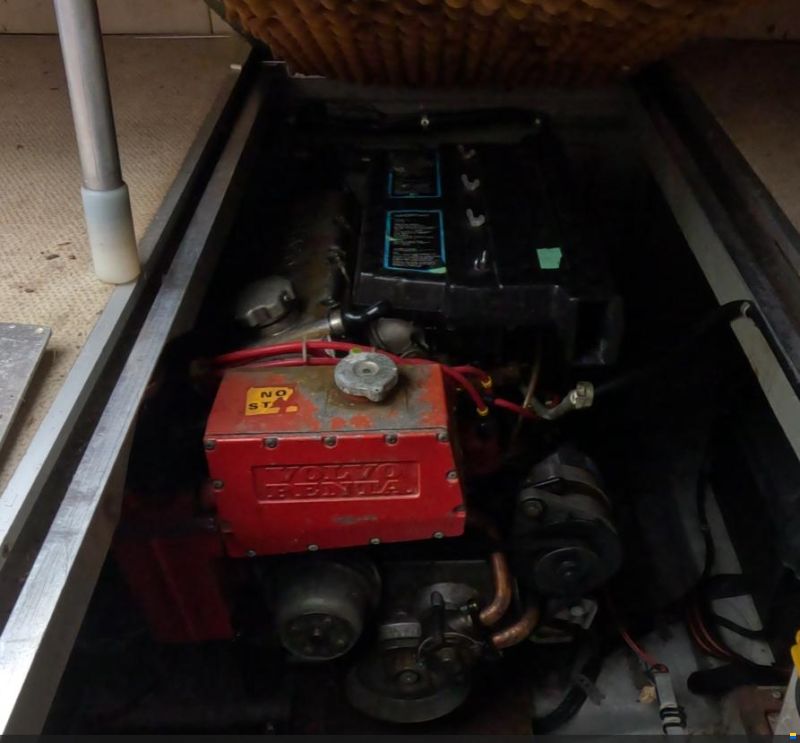 Volvo Penta AQ145A inkl. Sterndrive