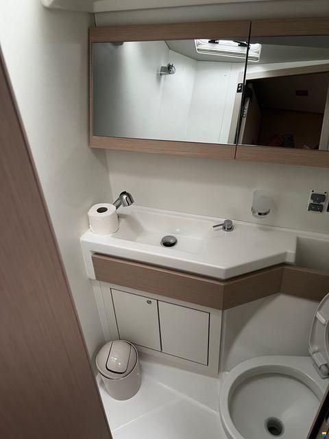 Beneteau Oceanis 46.1
