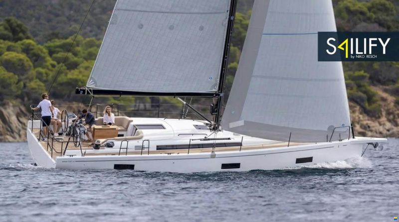 Beneteau First 44