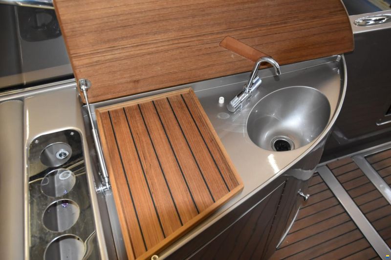 Ganz Boats Ovation 7.6 Cabin