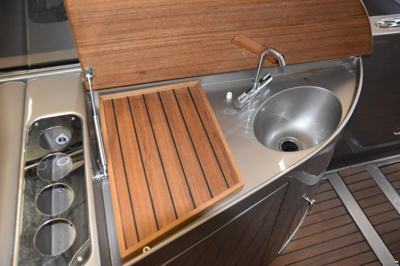 Ganz Boats Ovation 7.6 Cabin