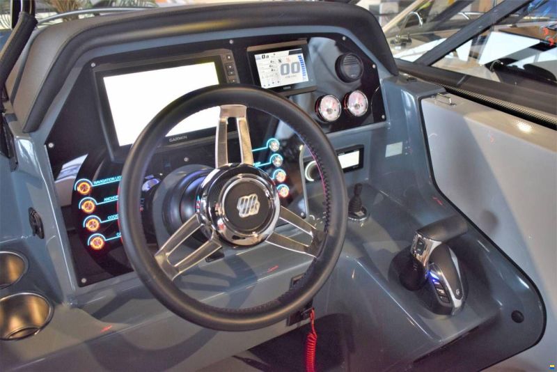 Coaster DC7 - 150 HP Yamaha