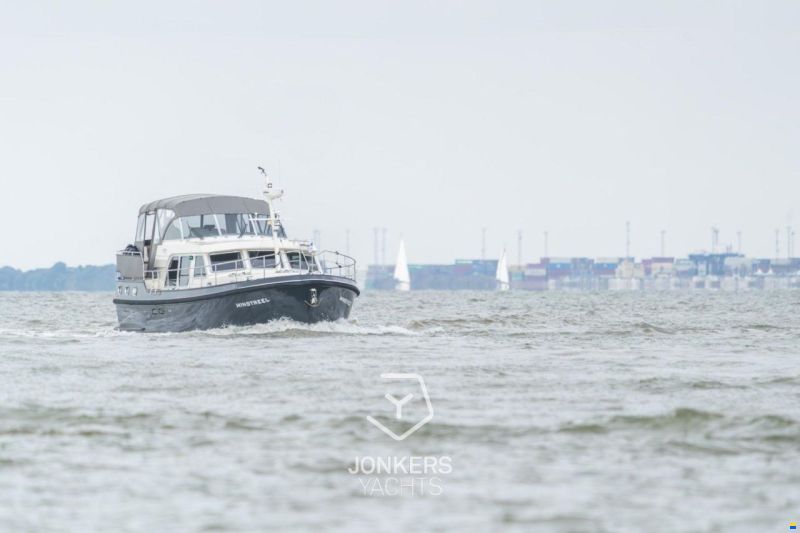 Linssen Grand Sturdy 45.9 AC "Twin"