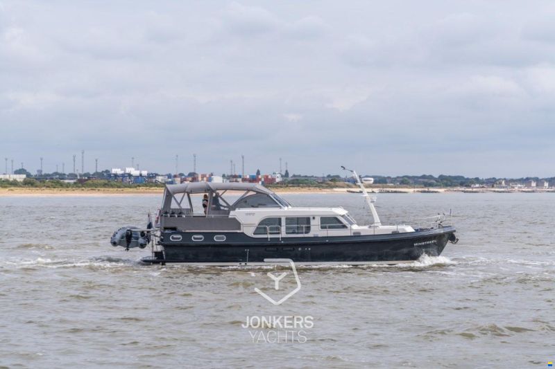 Linssen Grand Sturdy 45.9 AC "Twin"