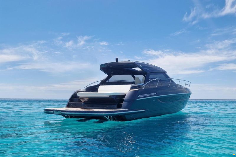 Focus Motor Yacht Power 44