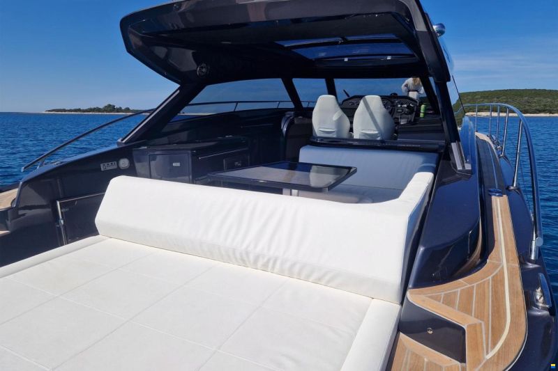 Focus Motor Yacht Power 44