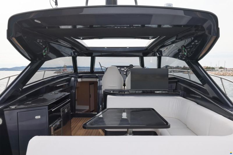 Focus Motor Yacht Power 44