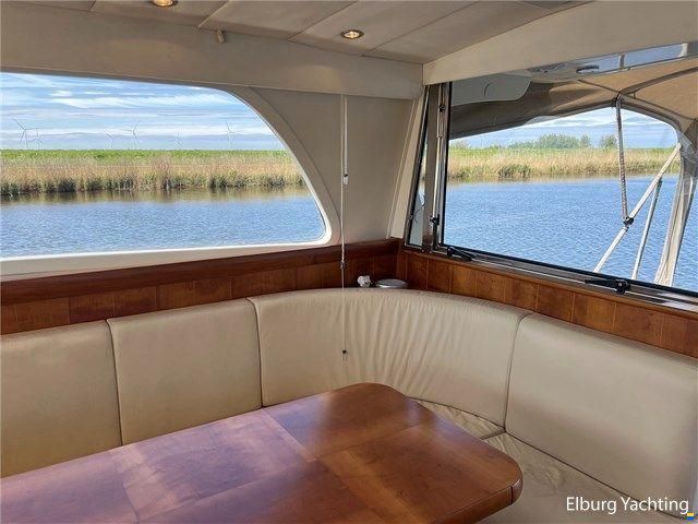 Solare 46 Lobster