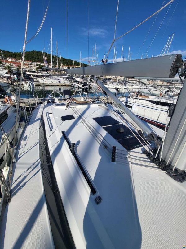 Bavaria CRUISER 46