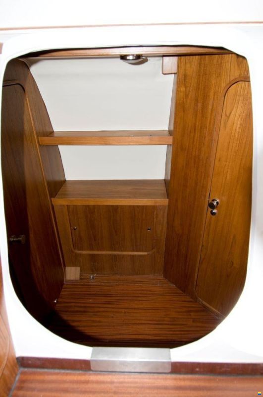 Latini Cat 43