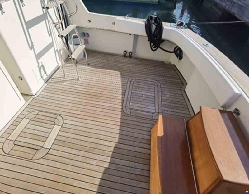 Hatteras 50