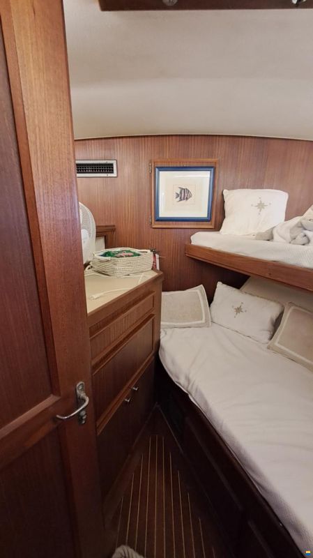 Hatteras 50