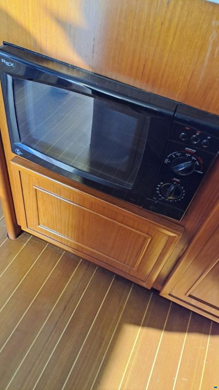 Hatteras 50