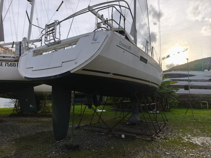 Beneteau Oceanis 45