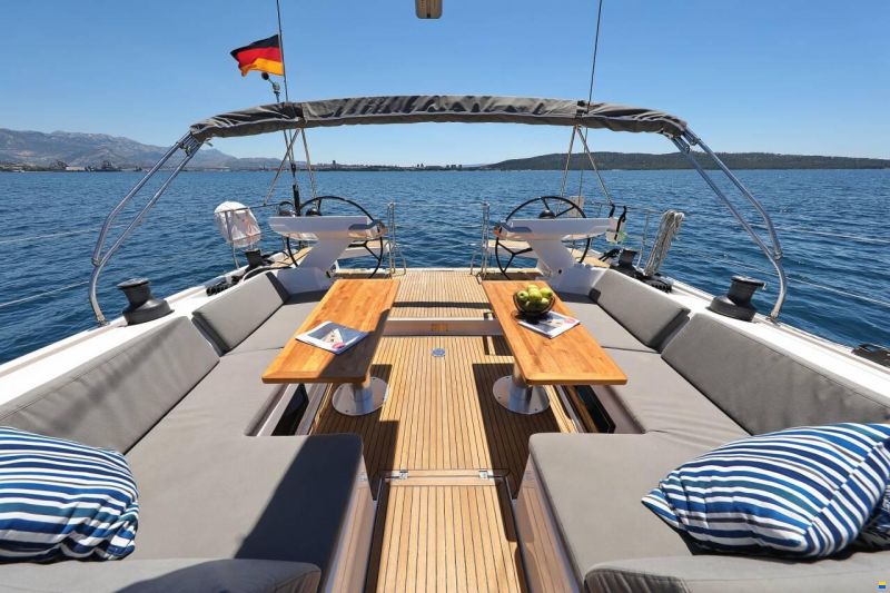 Hanse 588