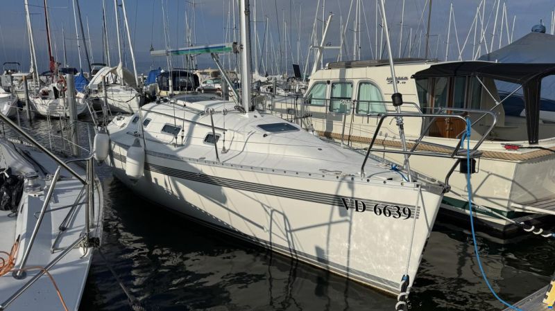 Beneteau Oceanis 300