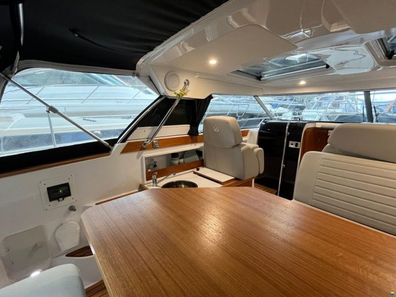 Aquador 28 HT
