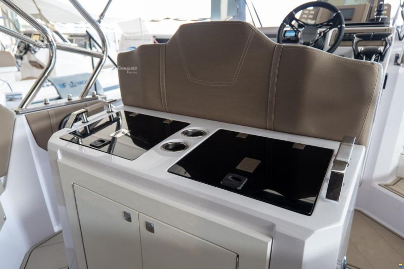 Ranieri Cayman 28 Executive